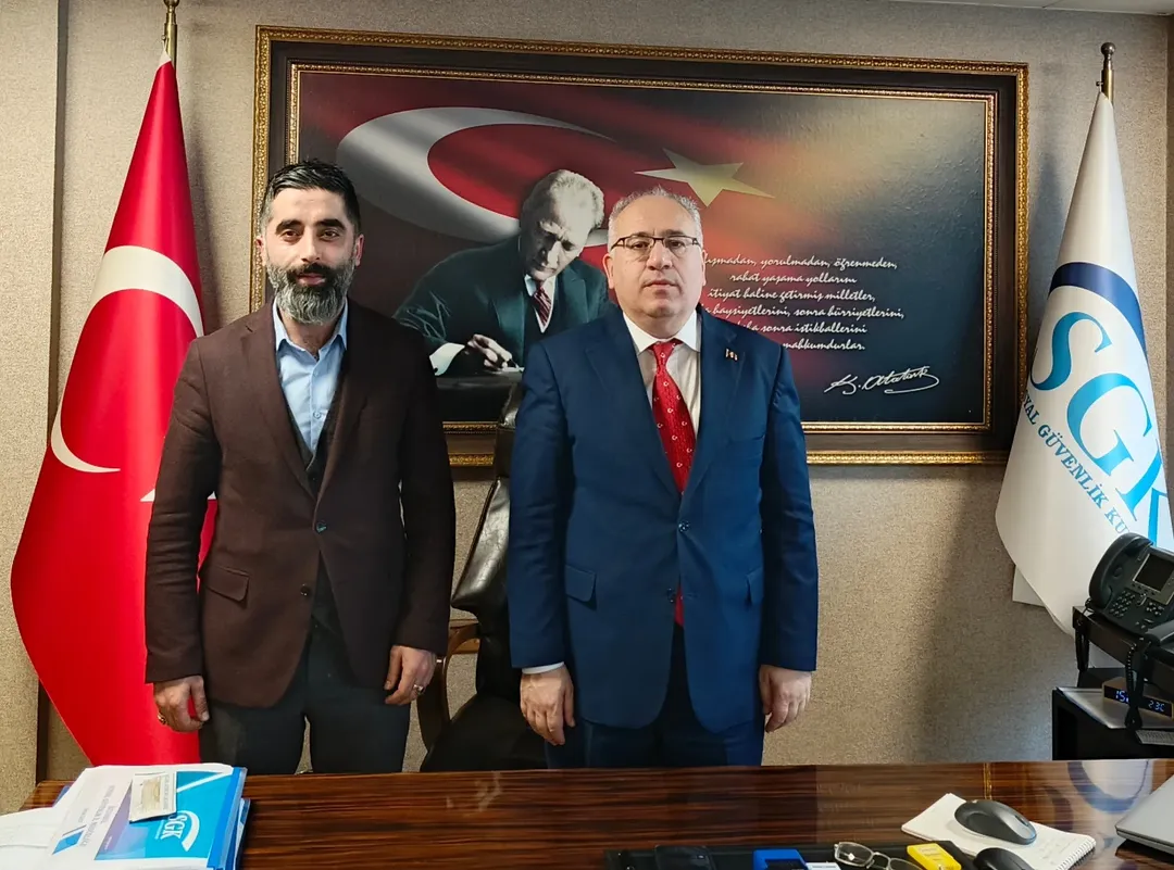 İstanbul Sosyal Güvenlik İl Müdürümüz Sn.Harun SERTBAŞ ' ı ziyaret ederek üyelerimizin ve Memurlarımızın taleplerini ilettik.
